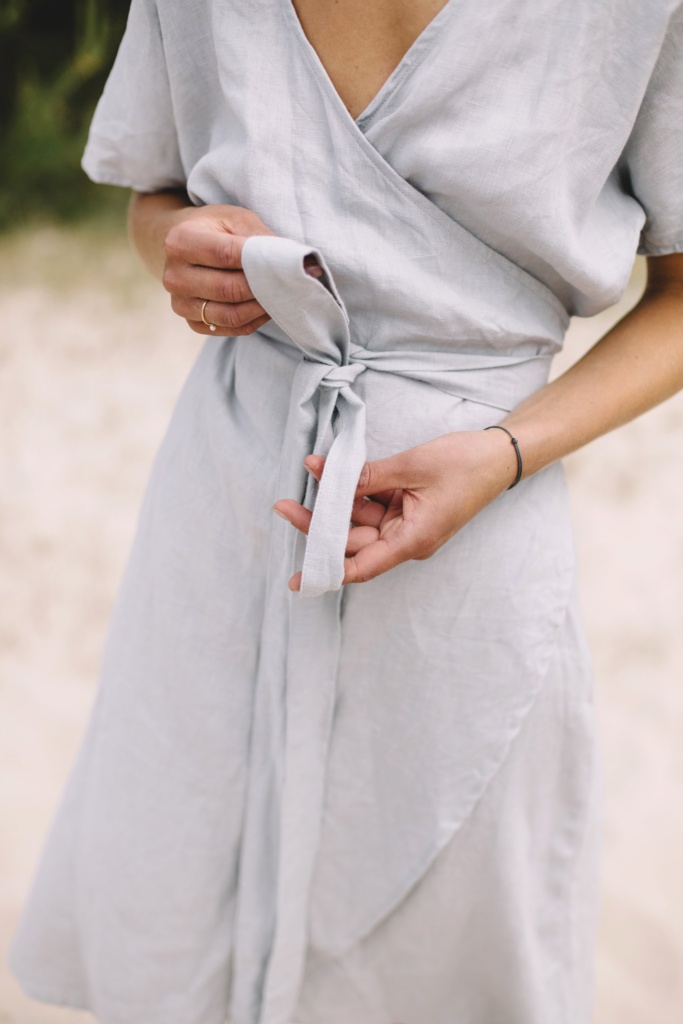 belt of the light grey linen wrap dress