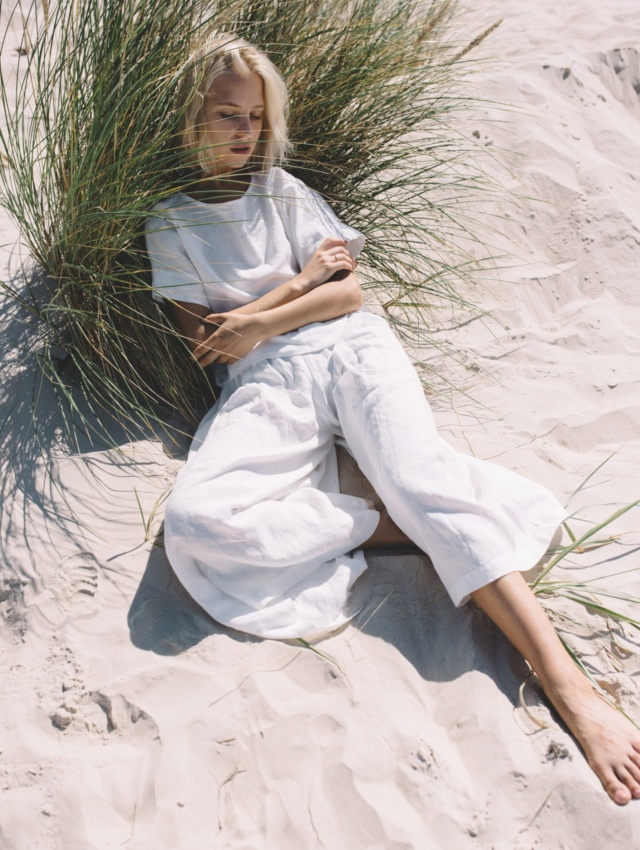 High waist linen pants perfect for beach