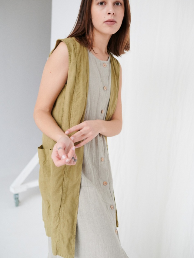 Oversized linen vest with deep pockets