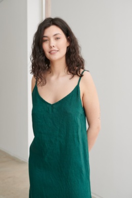 Loose-fitting beach linen dress with spaghetti sleeves