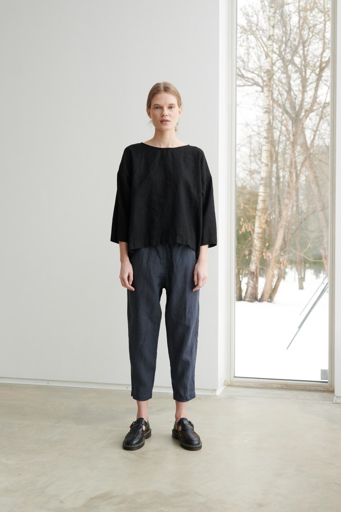 Oversized black linen tunic and trousers