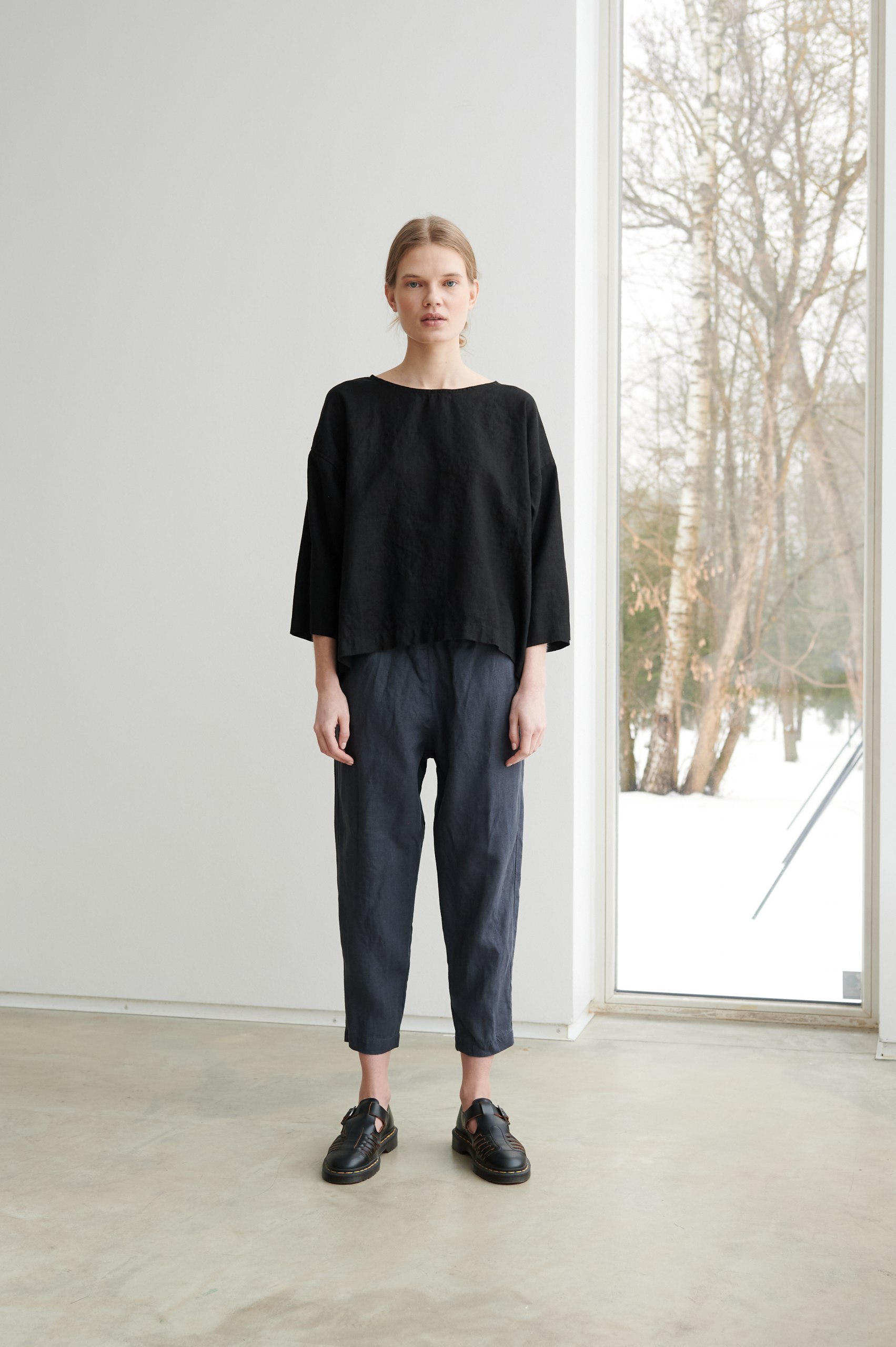 Oversized black linen tunic and trousers