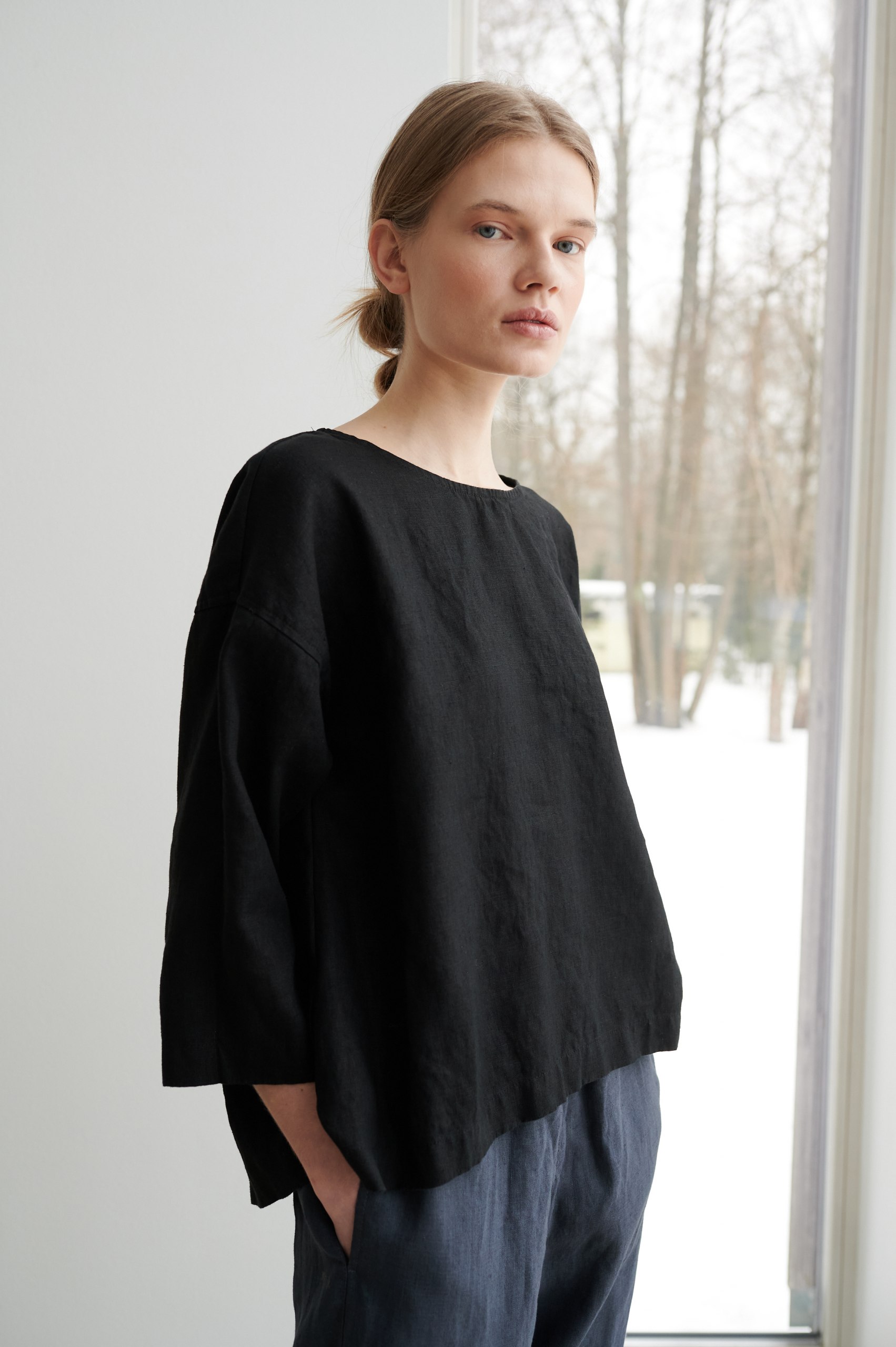 3/4 sleeves linen tunic in black