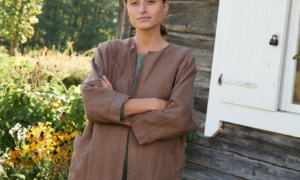 Front of an oversized heavy linen jacket with three quarter sleeves