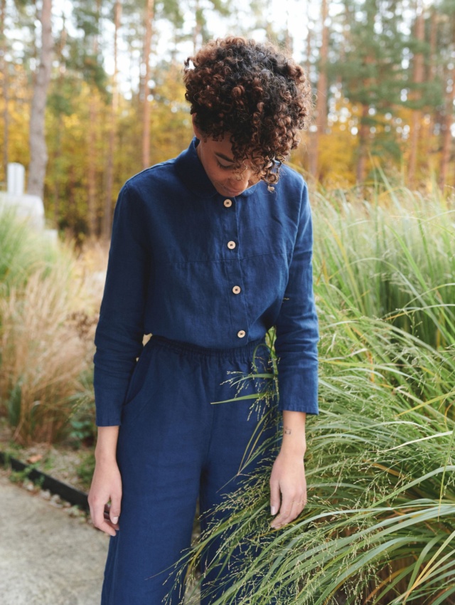 Women with navy blue linen apparel at garden