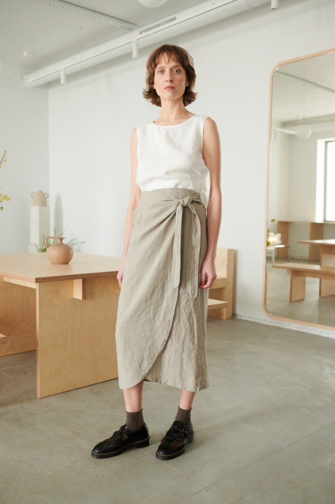 A wrap linen skirt and a sleeveless linen top outfit