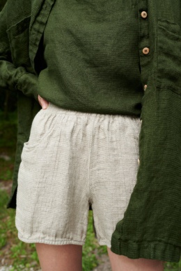 Natural grey waffle linen shorts with an elasticated waistband