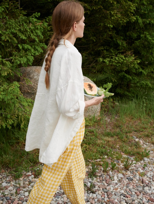 Linenfox white linen shirt on a model