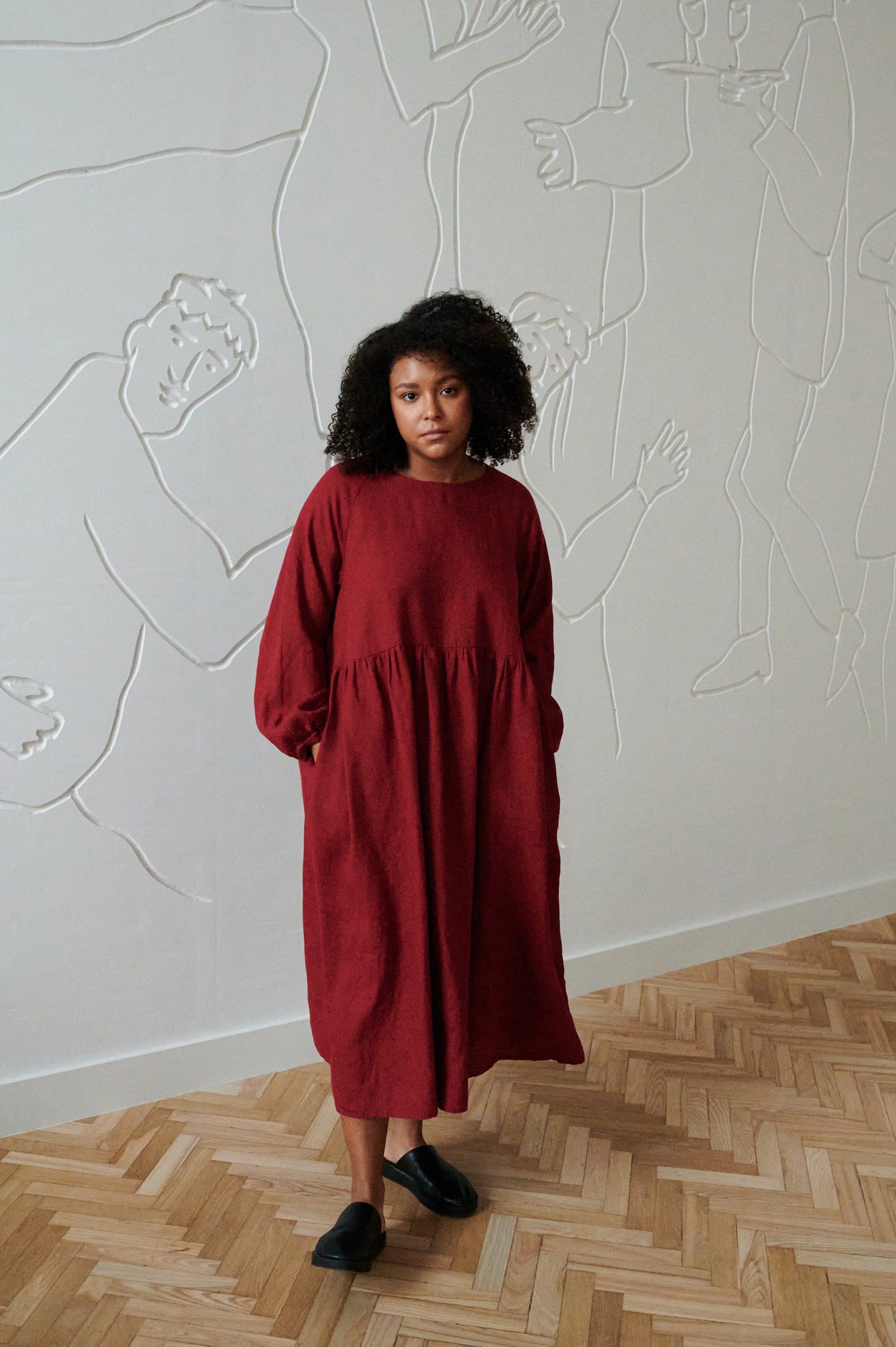 Model wearing oversized winter linen dress