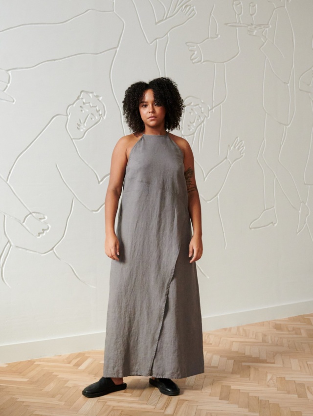 Long linen dress in grey color