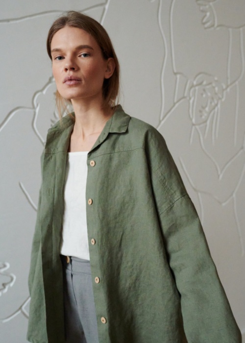 minimal linen shirt in pine green color