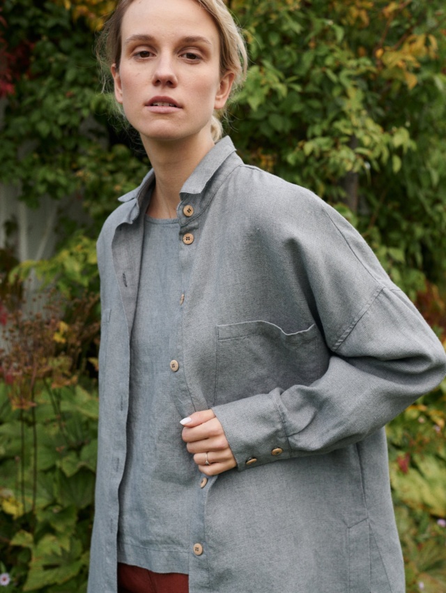 Linenfox model in grey linen wool blend button down