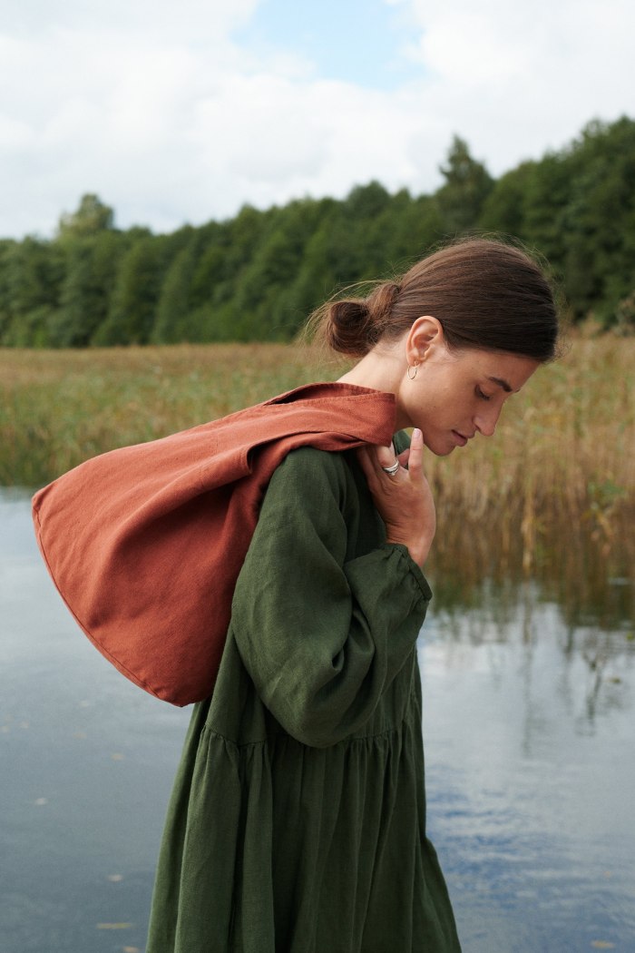 Terracotta linen tote bag details
