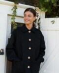 Utility heavy linen jacket with pockets and wooden buttons