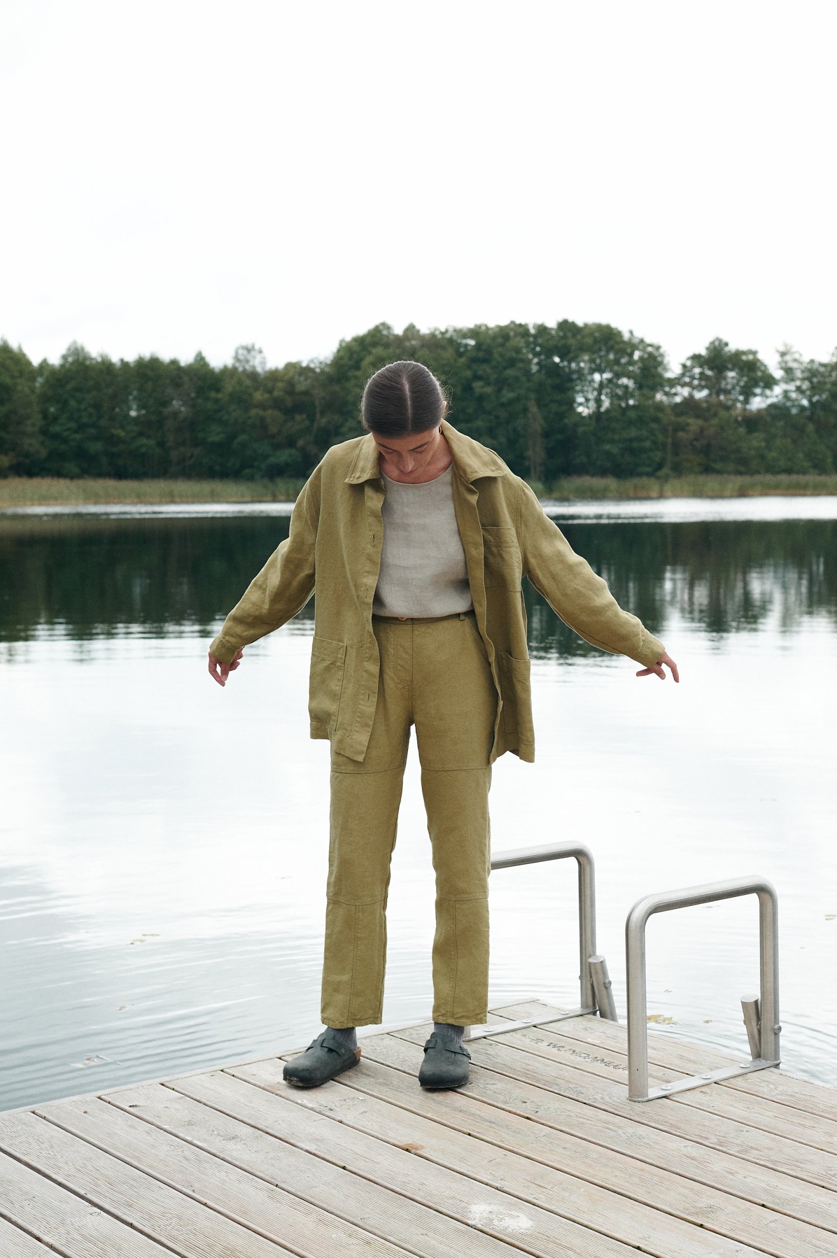 A relaxed fit unbuttoned heavy linen utility jacket and high-waisted utility pants outfit