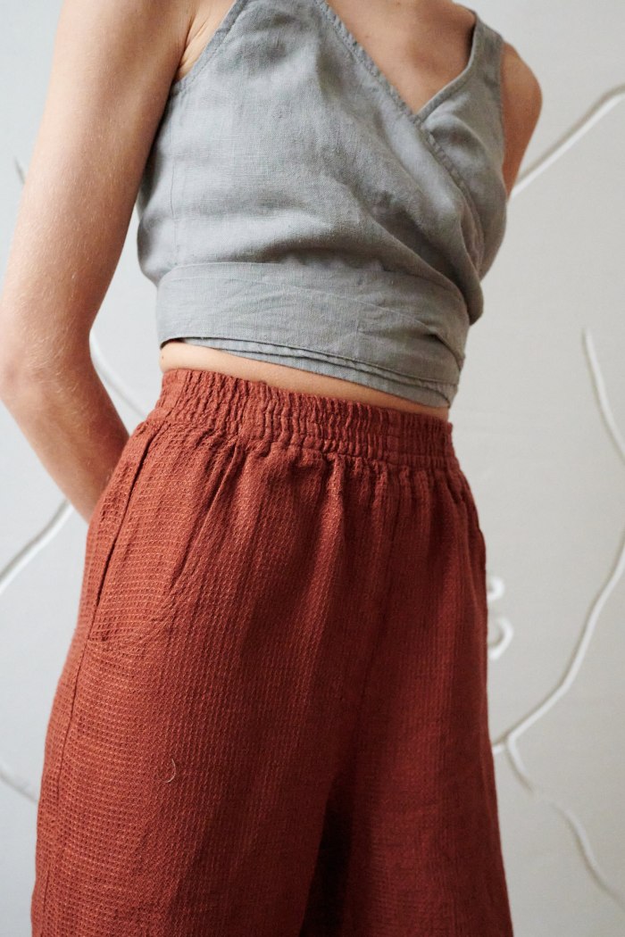 linen relaxed fit trousers with elastic waist