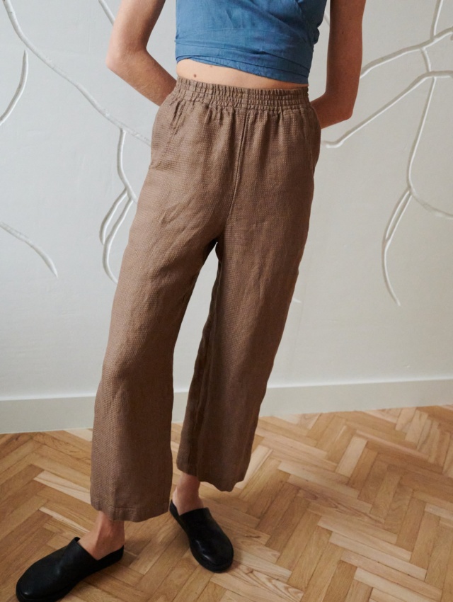 wide leg cropped waffle linen pants