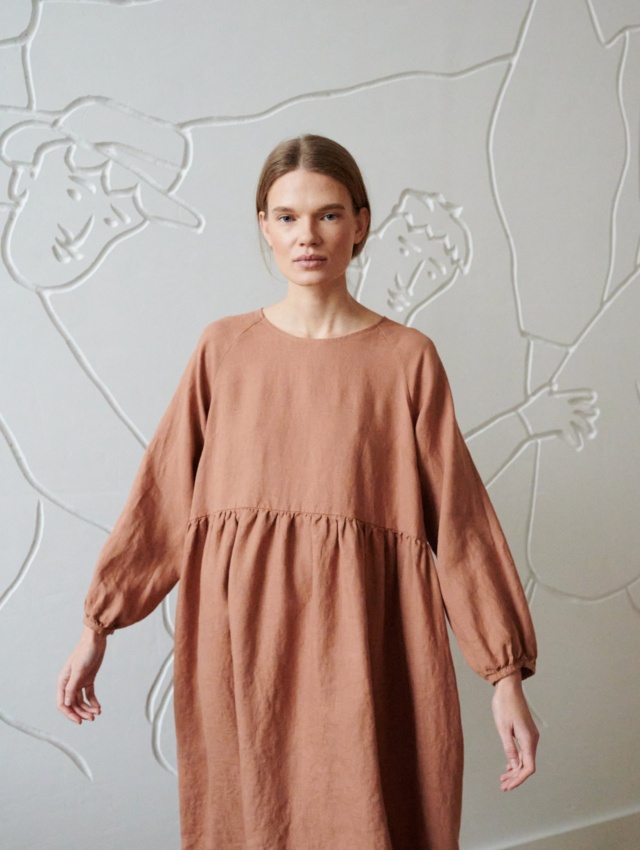 long sleeve gathered cuff winter linen dress in brown