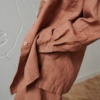 buttoned cuff linen shirt in medium brown linen