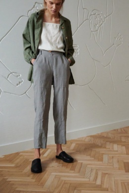 High-waisted barrel leg linen trousers with pockets