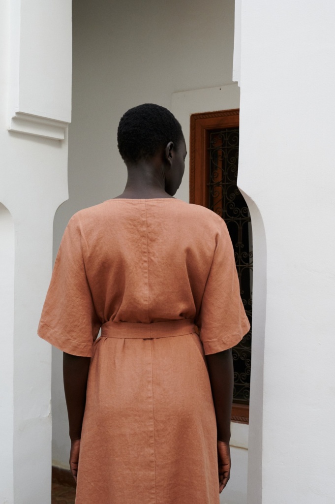 linen maxi linen dress back detail
