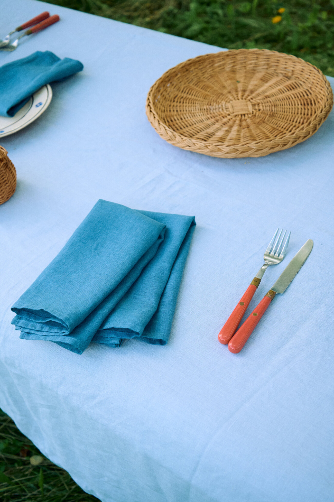 Stellar blue linen napkins in a set of two.