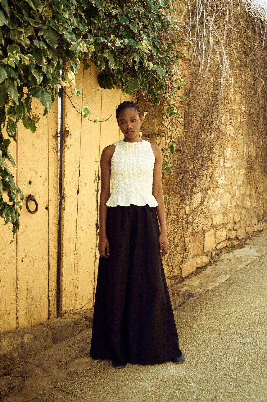the full length wide black linen culottes and white linen smocked top