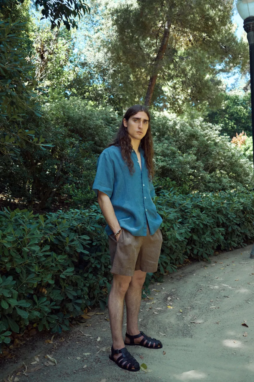 Men's linen summer shorts in cacao color