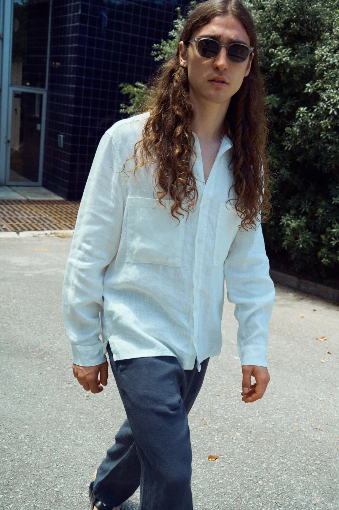 men wearing white linen shirt