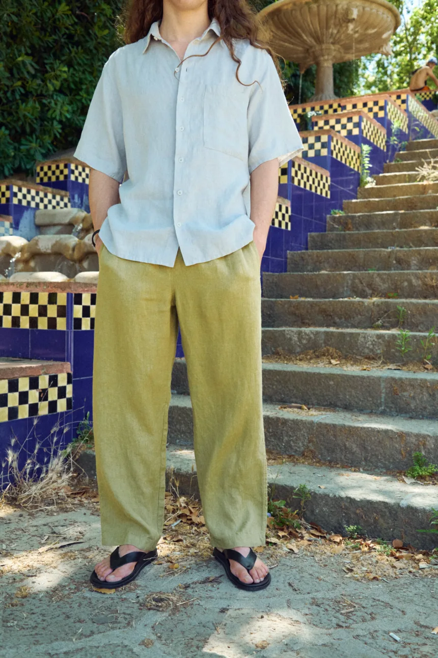 Summer linen pants for men with a relaxed straight-leg fit